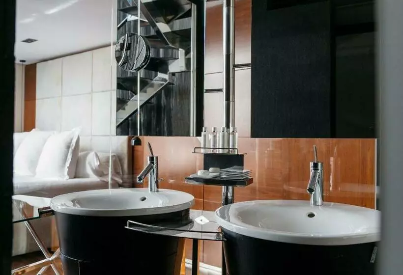 سوییت, Urban, A Member of Design Hotels