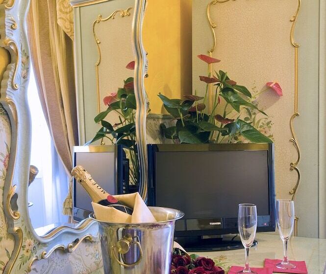 Camera Standard, Villa San Lorenzo Maria