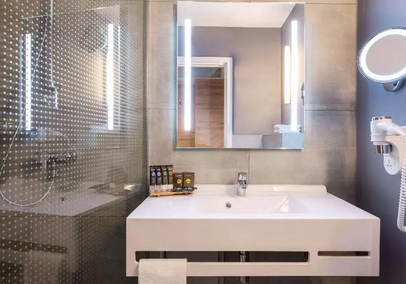اتاق اجرایی, Novotel Warszawa Centrum