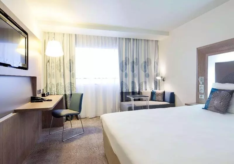 اتاق سوپریور, Novotel Warszawa Centrum