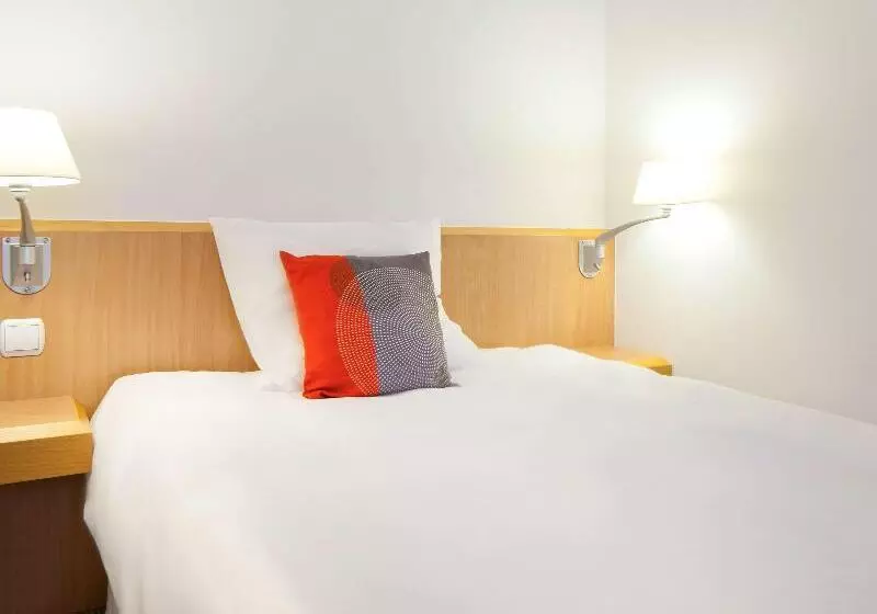 اتاق استاندارد یک نفره, Novotel Warszawa Centrum