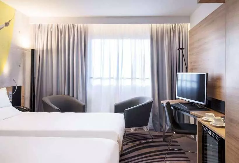 اتاق اجرایی, Novotel Warszawa Centrum