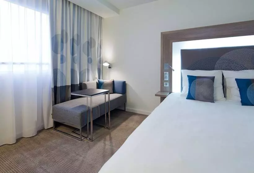 اتاق سوپریور, Novotel Warszawa Centrum
