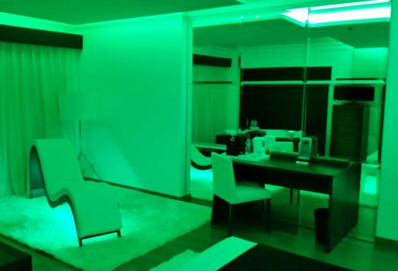 스위트, Senator Marbella