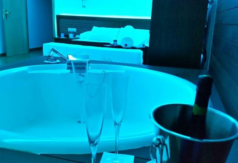 스위트, Senator Marbella