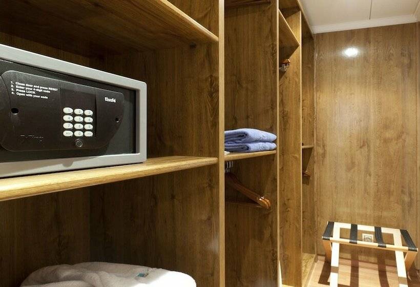 스위트, Senator Marbella