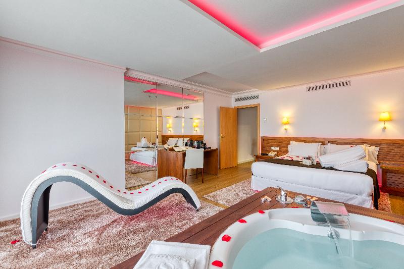 스위트, Senator Marbella