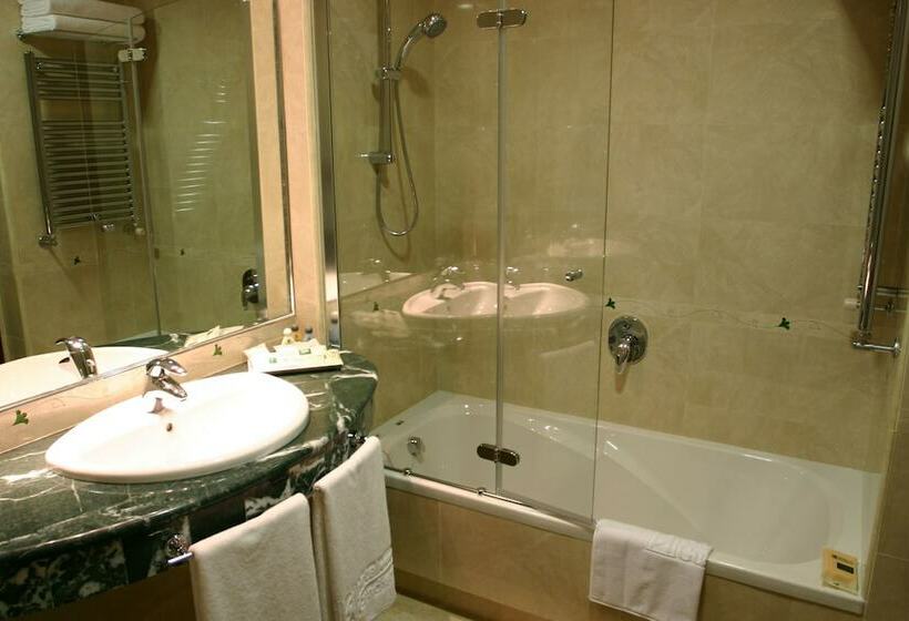 غرفة قياسية, Sercotel Guadiana