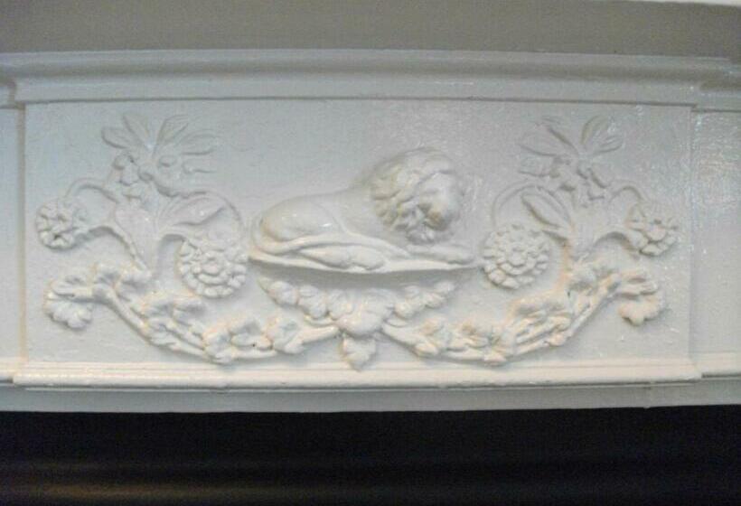 디럭스 룸, The Castle Inn