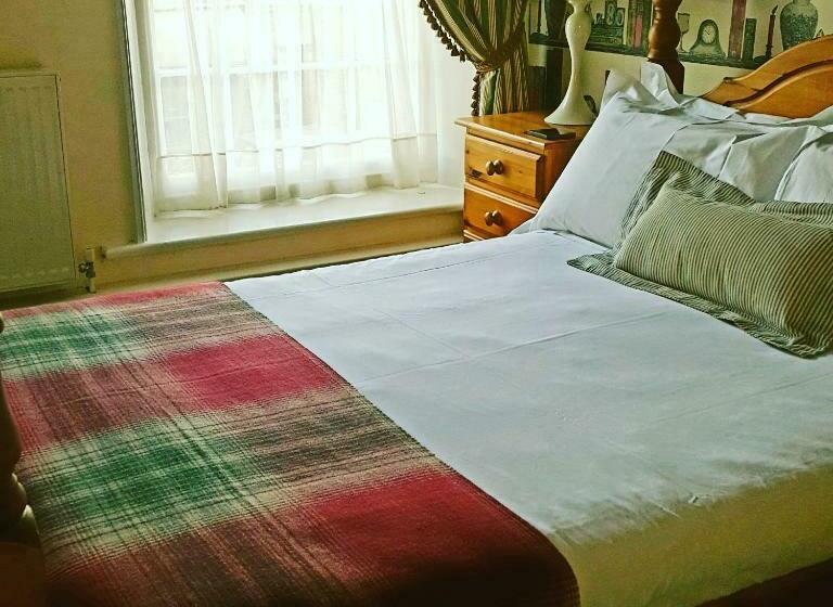 חדר דלוקס, The Castle Inn