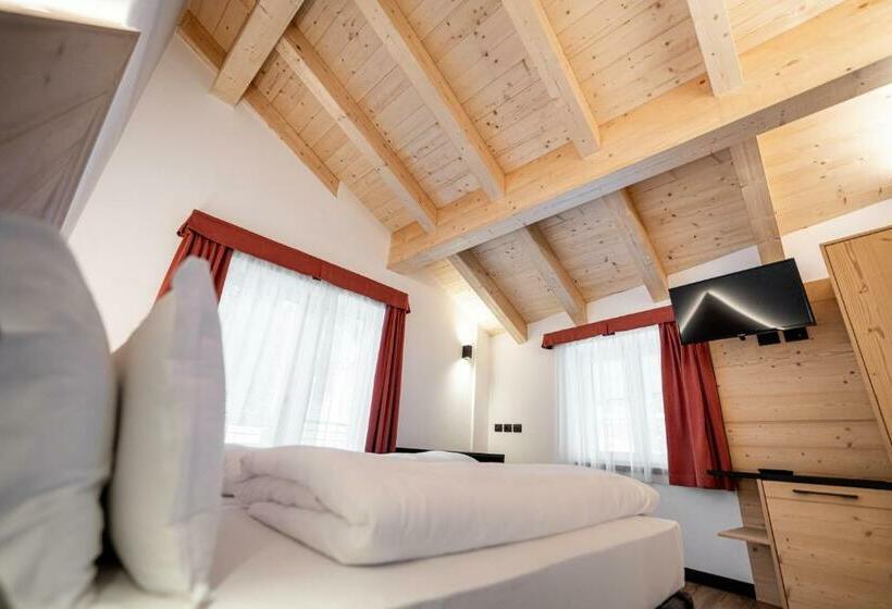 주니어 스위트 발코니, Albergo Garni Edy