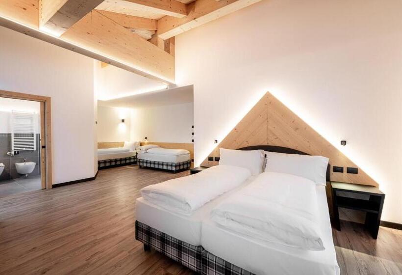 주니어 스위트 발코니, Albergo Garni Edy