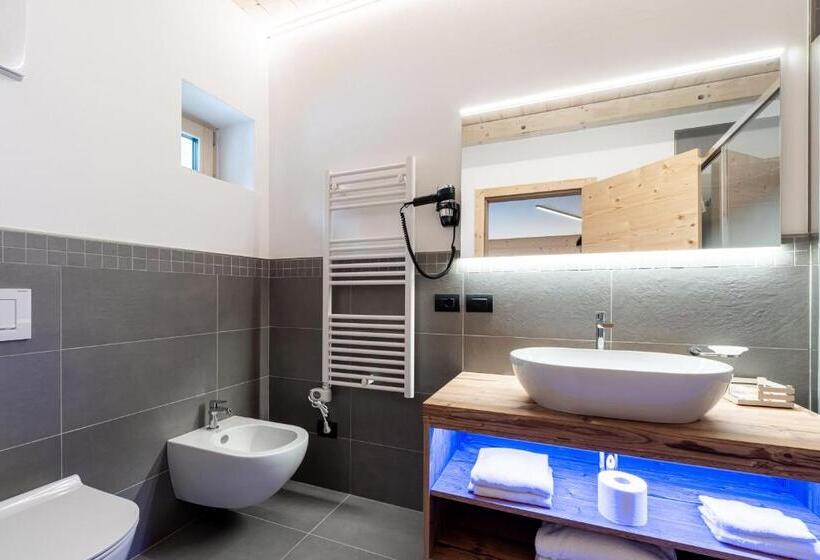 스탠다드 발코니 룸, Albergo Garni Edy