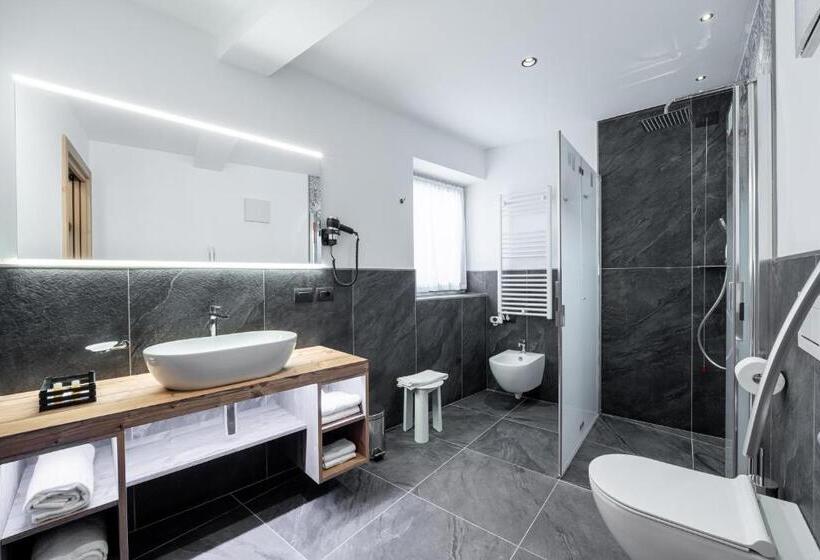 주니어 스위트 발코니, Albergo Garni Edy