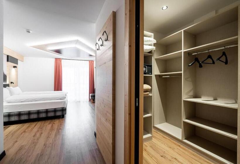 주니어 스위트 발코니, Albergo Garni Edy