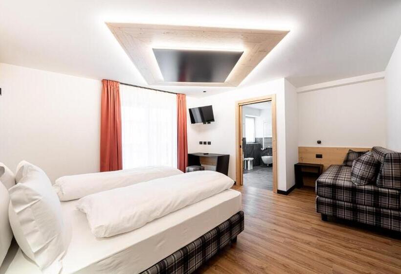 주니어 스위트 발코니, Albergo Garni Edy