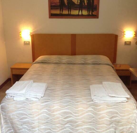 エコノミールーム, La Caravella