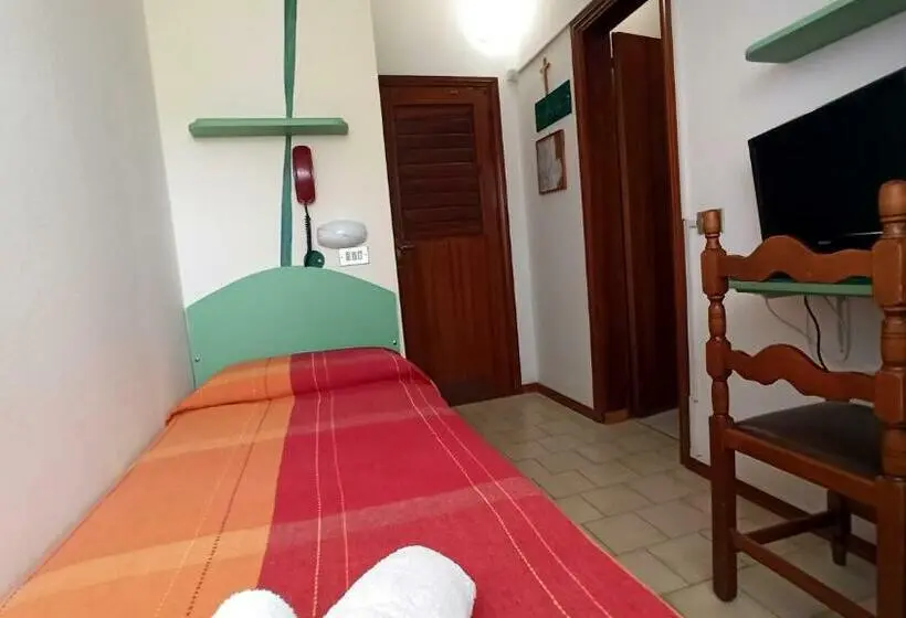 Economy Yhden Hengen Huone, La Caravella