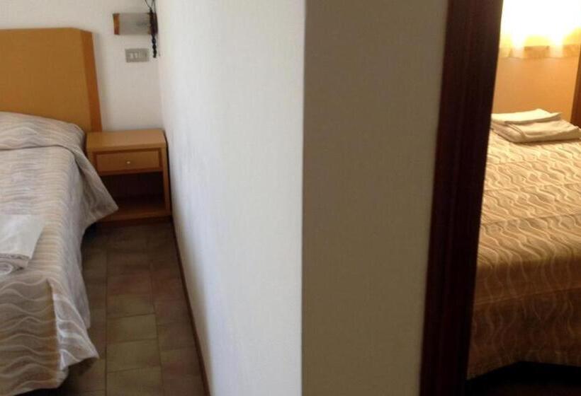 ファミリージュニアスイート, La Caravella