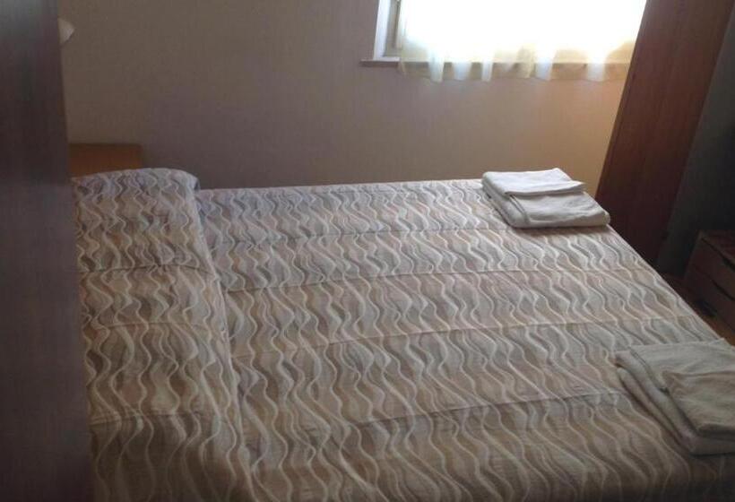 ファミリージュニアスイート, La Caravella