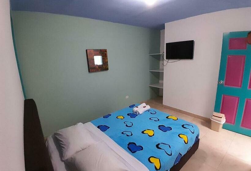 Номер Стандарт, Hostal Johnnier