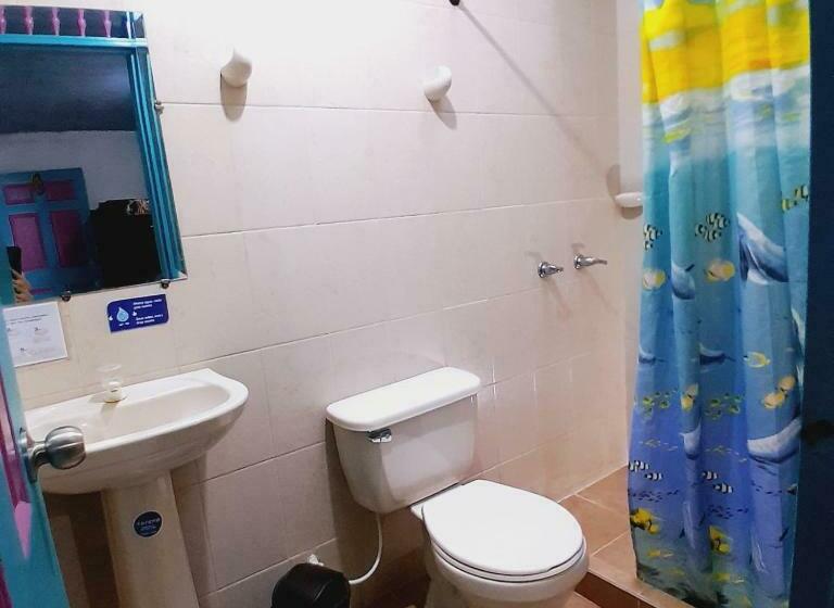 패밀리 룸, Hostal Johnnier