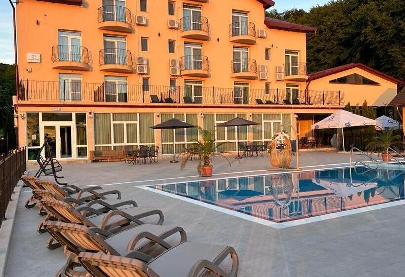 バルコニー付きスタンダードルーム, Metropol