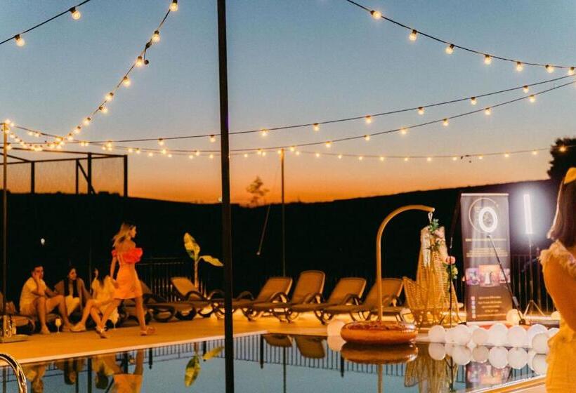 バルコニー付きスタンダードルーム, Metropol