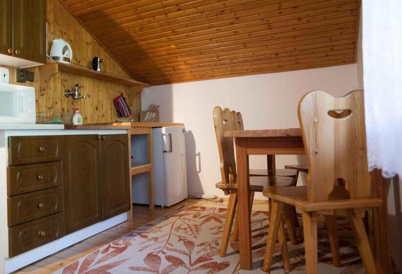 اتاق استاندارد سه نفره, Penzion U Dvou Skal