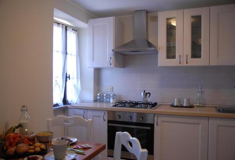 Президентский Люкс, Bed & Breakfast Castello Regina