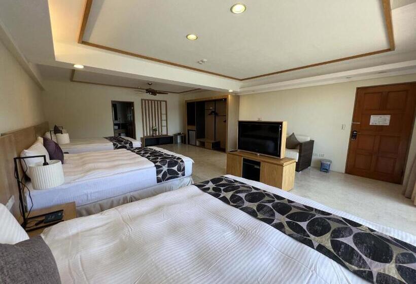 اتاق خانوادگی با چشمانداز دریا, Sea Passion