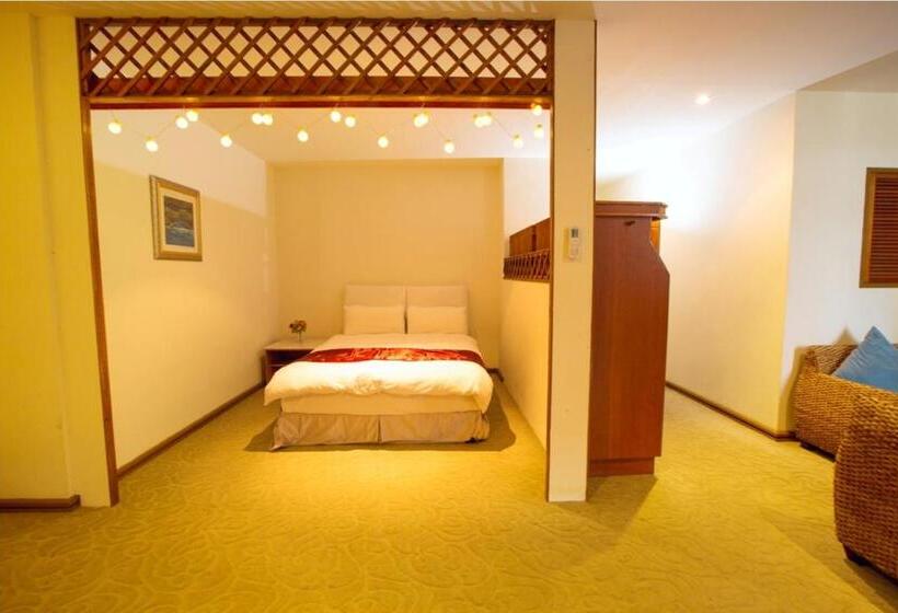 اتاق خانوادگی با چشمانداز دریا, Sea Passion