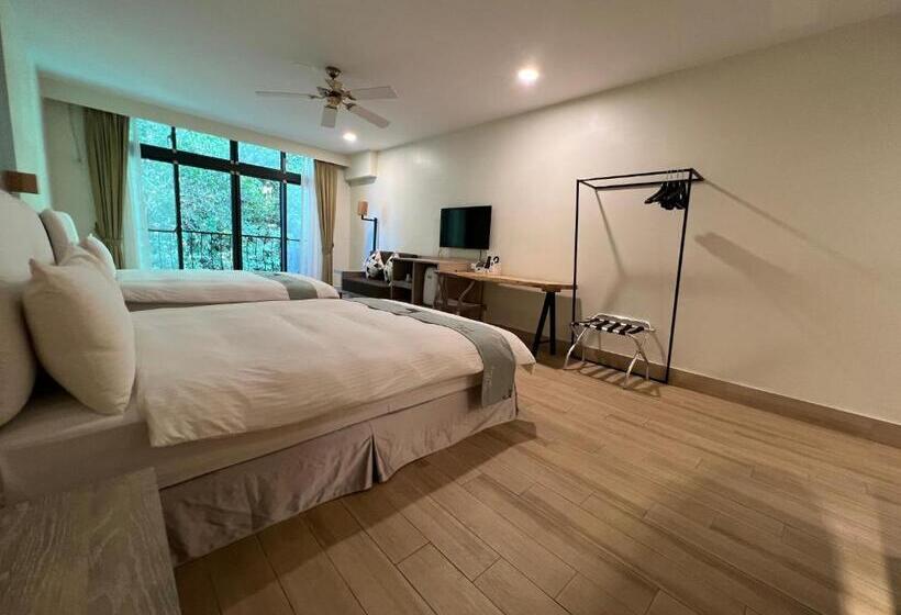 اتاق استاندارد با چشمانداز کوهستان, Sea Passion