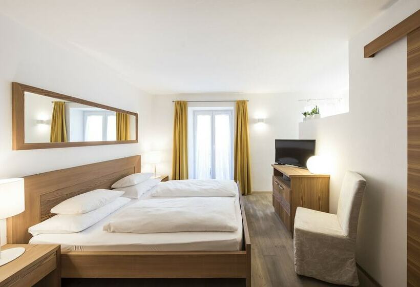 스탠다드 룸, Boutique Hotel Zum Rosenbaum