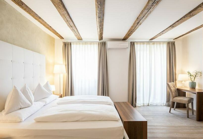 주니어 스위트, Boutique Hotel Zum Rosenbaum