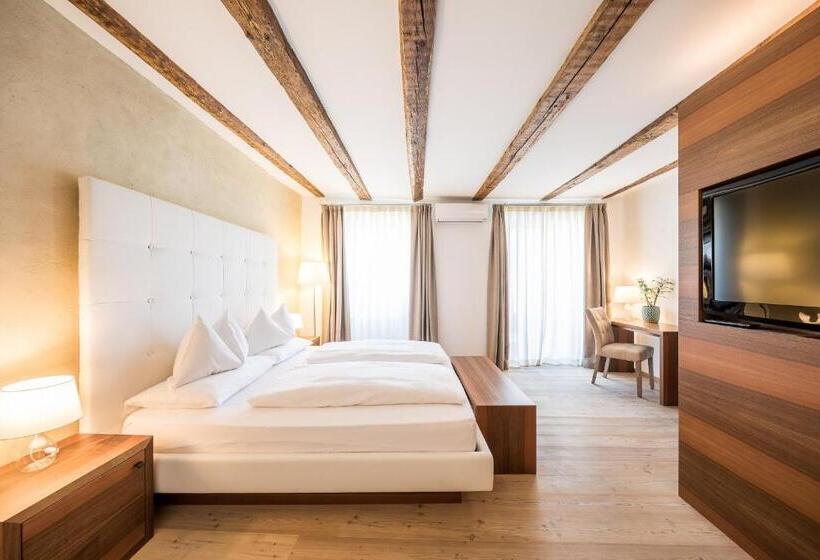 주니어 스위트, Boutique Hotel Zum Rosenbaum