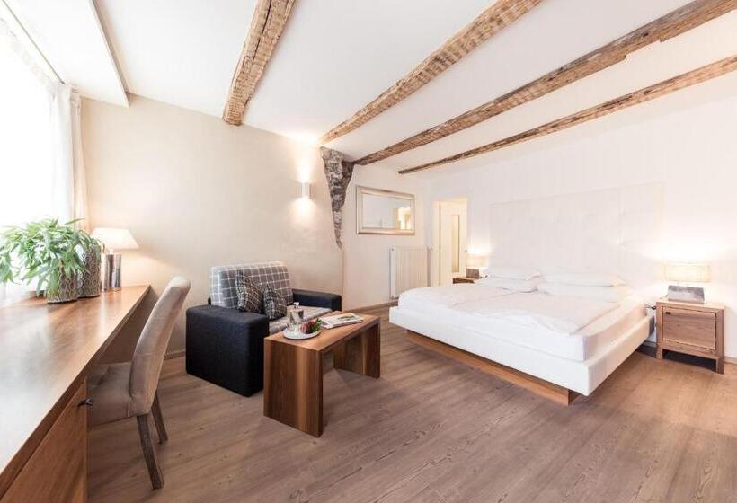 주니어 스위트, Boutique Hotel Zum Rosenbaum