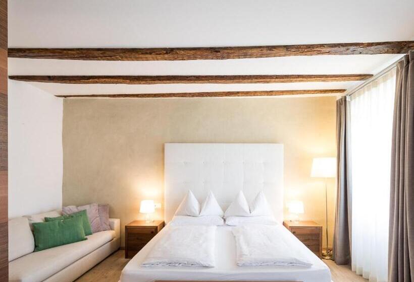 Полулюкс, Boutique Hotel Zum Rosenbaum