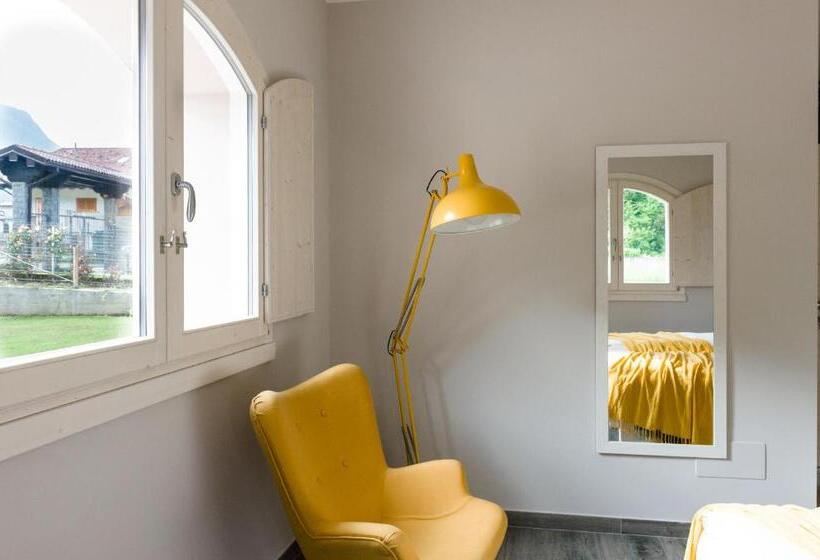 חדר סטנדרט מותאם לאדם עם מוגבלויות, Bianco