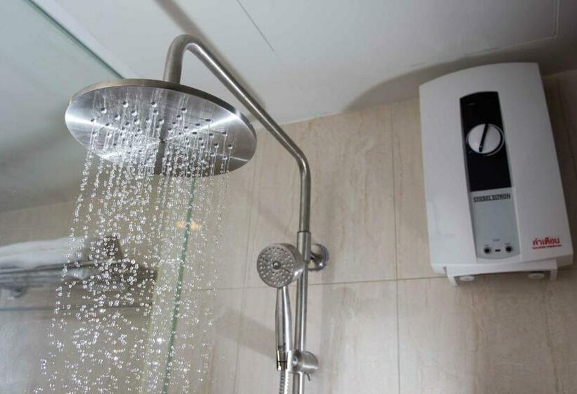 غرفة قياسية مزوَّدة بشُرفة, The Residence Thepkanjana