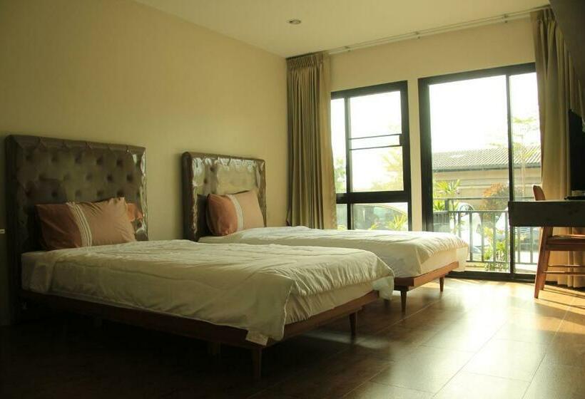 غرفة قياسية مزوَّدة بشُرفة, The Residence Thepkanjana