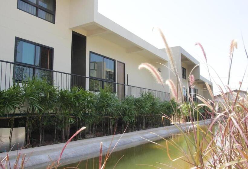 ‫فيلا غرفة نوم واحدة, The Residence Thepkanjana