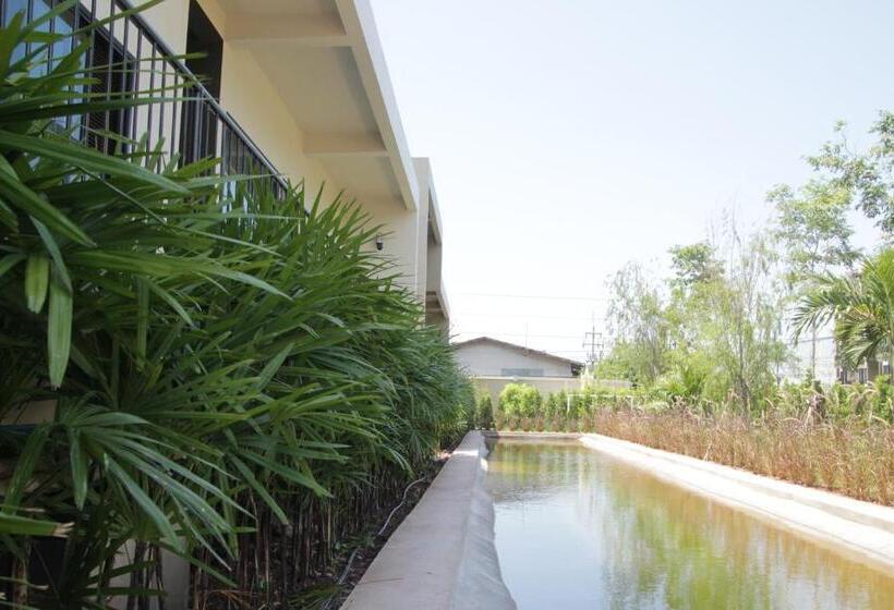 ‫فيلا غرفة نوم واحدة, The Residence Thepkanjana