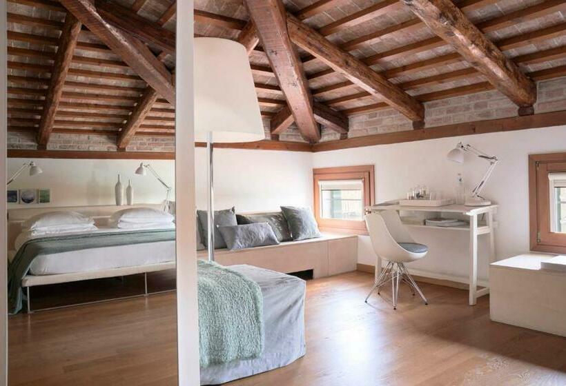 Люкс, Venissa Wine Resort