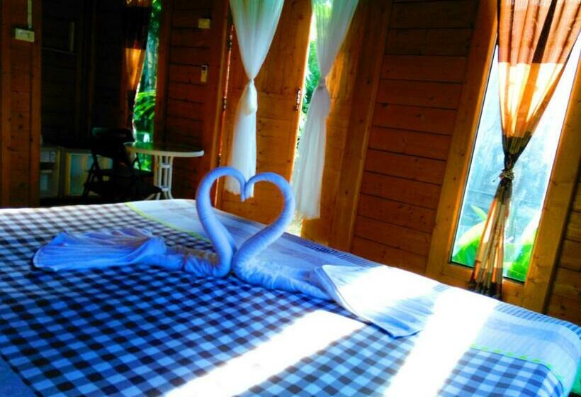 ガーデンビューのスタンダードバンガロー, Saengcha Farm Resort