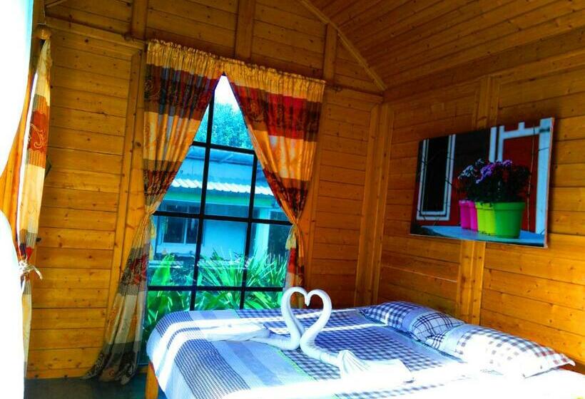 ガーデンビューのスタンダードバンガロー, Saengcha Farm Resort