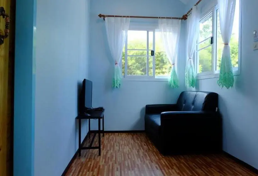 Deluxe-bungalow, Saengcha Farm Resort