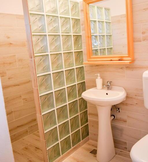 Номер Стандарт, Pensiunea Colt De Munte