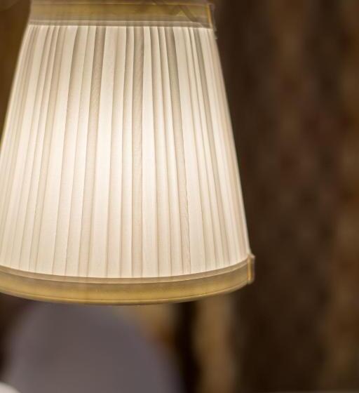 Номер Стандарт, Pensiunea Colt De Munte