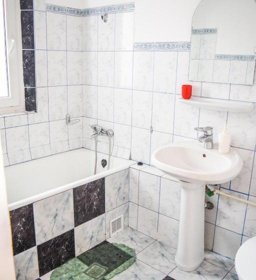 Номер Стандарт, Pensiunea Colt De Munte